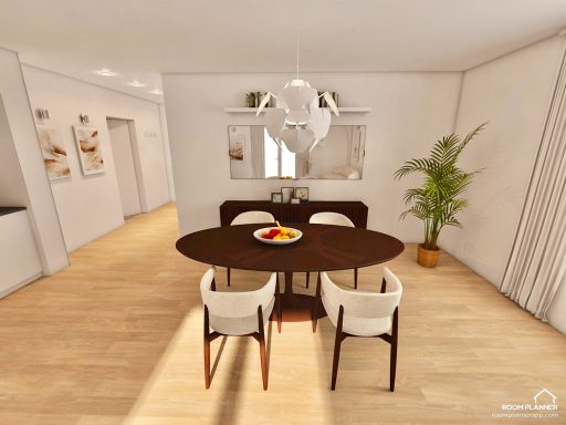 Eleganter Essbereich mit ovalem Tisch, Stühlen, Früchteplatte und Pflanzen im Hintergrund.